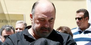 Ελεύθερος ο Αχιλλέας Μπέος