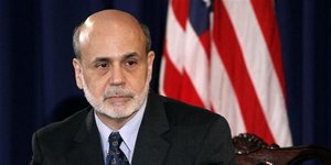 Μπερνάνκι: Η Fed μπορεί να απορροφήσει το σοκ από την κρίση στην Ευρωζώνη