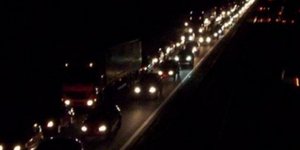 Κυκλοφοριακό χάος προκάλεσαν στην Αθήνα οι Red Hot Chili Peppers