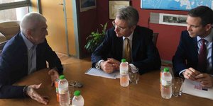 Γιάννης Μπουτάρης & Τζέφρι Πάιατ (Φωτογραφία: Twitter)