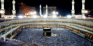 Η Σαουδική Αραβία εκσυγχρονίζει την ιερή πόλη της Μέκκας και γκρεμίζει το σπίτι 