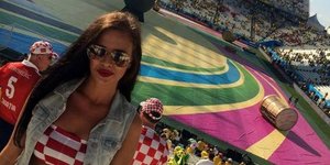 Οι όμορφες της κερκίδας: Τα πρώτα πρόσωπα που μαγνήτισαν τα βλέμματα στο Μουντιά