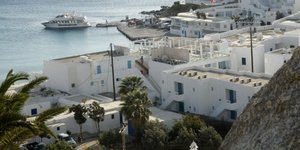 Δύο άνδρες και μία γυναίκα συνελήφθησαν στη Μύκονο (Φωτογραφία αρχείου: EUROKINISSI/ ΧΡΗΣΤΟΣ ΜΠΟΝΗΣ)