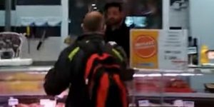 Εισβολή αναρχικών σε σούπερ μάρκετ