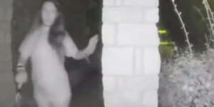 Αγνωστη η ταυτότητα της γυναίκας που χτυπά κουδούνια βραδιάτικα