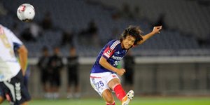 Πέτυχε δύο καταπληκτικά γκολ με εκτελέσεις φάουλ στο ίδιο παιχνίδι [βίντεο]