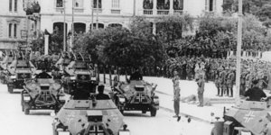 Ναζιστικά στρατεύματα παρελαύνουν στην Αθήνα στις 03/05-1941 (Φωτογραφία αρχείου: ΑΡ) 