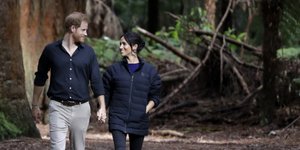 Ο πρίγκιπας Χάρι και η Μέγκαν Μαρκλ στη Νέα Ζηλανδία /Φωτογραφία: AP/Kirsty Wigglesworth