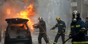 φλεγόμενο όχημα/Φωτογραφία αρχείου: IntimeNews
