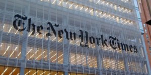 New York Times: Tον Αύγουστο ενδέχεται να χρεοκοπήσει η Ελλάδα