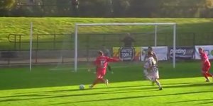 Απίστευτο γκολ με εναέριο τακουνάκι [βίντεο]