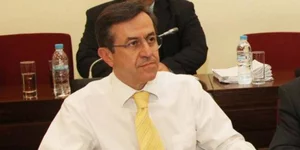 Νικολόπουλος: Πως πληρώνεται για τις ομιλίες του ο Παπανδρέου;