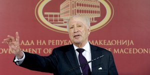 Φωτογραφία: AP Photo/Boris Grdanoski