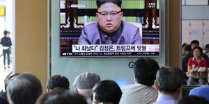 Οι Βορειοκορεάτες προσπαθούν να κατανοήσουν τον Τραμπ (Φωτογραφία: AP/ Ahn Young-joon)