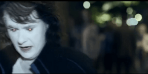 Ζόμπι παρουσιάζει τους χρήστες iPhone αμφιλεγόμενη διαφήμιση [βίντεο]