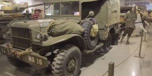 Φωτογραφία-Βίντεο: Le Normandy Tank Museum