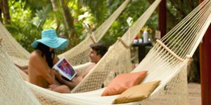 Ο παράδεισος των γυμνιστών -Το ξενοδοχείο στο οποίο δεν χρειάζεται κανείς ρούχα 