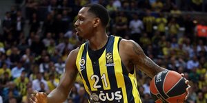 O Tζέιμς Νάναλι