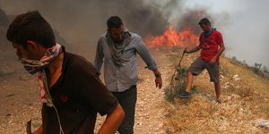 Οδηγίες προστασίας από τις πυρκαγιές/ Φωτογραφία: Nick Paleologos / SOOC