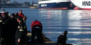 Νεκρός ο οδηγός του αυτοκινήτου που έπεσε στο λιμάνι του Πειραιά