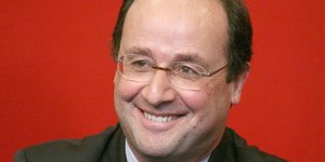 Ολάντ λιγότερο ... «αντάρτη» περιμένει το Βερολίνο- «δεν θα πειράξει το Σύμφωνο»