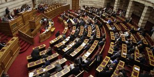 Η Βουλή θα είναι πλέον on -line: Ξεκινούν από το θερινό τμήμα οι ηλεκτρονικές ψη