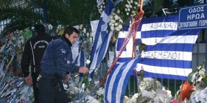 Πρώτα άφησαν ελεύθερο τον δολοφόνο των αστυνομικών και μετά θα συνεδρίαζαν για τ