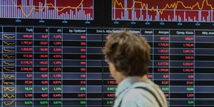 Εγκαταλείπεται ακόμα και η σκέψη για μια νέα έξοδο στις αγορές / Φωτογραφία: Intimenews