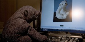 Γιατί συμφέρουν οι διαδικτυακές γνωριμίες -Τα ζευγάρια γλιτώνουν 12.800 δολάρια 