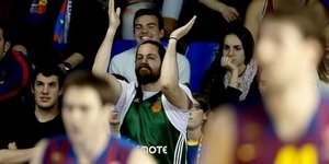 Είναι τρελός ο οπαδός: Ενας «πράσινος» εναντίον 6.500 Ισπανών