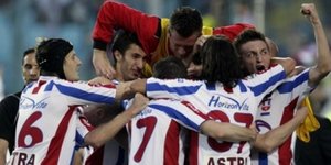 Καταπληκτικό γκολ μέσου με σουτ με το εξωτερικό [βίντεο]