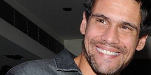 Ο Δημήτρης Ουγγαρέζος στο γήπεδο: Ο παρουσιαστής θυμάται πώς έγινε φίλαθλος
