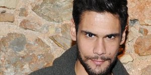 Ποιος πέρασε χειροπέδες στον Δημήτρη Ουγγαρέζο; [εικόνα]