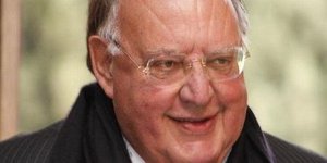 Πάγκαλος: «Κανείς δε θα με ρίξει πρόωρα στον Καιάδα»