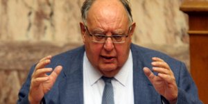 Πάγκαλος: Θέμα ηγεσίας στο συνέδριο του ΠΑΣΟΚ - να μην είναι συνέδριο χειροκροτη