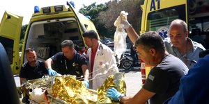 Εικόνα αρχείου από διακομιδή στο ΠΑΓΝΗ / Φωτογραφία: EUROKINISSI