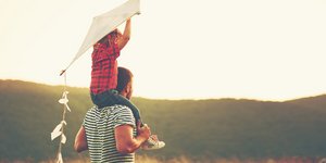 Στην Ελλάδα τα χαμηλότερα ποσοστά γεννήσεων εκτός γάμου στην ΕΕ (Φωτογραφία: Shutterstock)