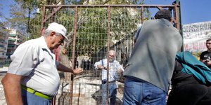 Παιδικά γέλια και πάλι στον Αγιο Παντελεήμονα: Ανοιξε η παιδική χαρά που είχε βά