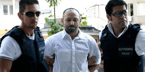 Συναγερμός στην ΕΛ.ΑΣ. για τον Βασίλη Παλαιοκώστα – Βρέθηκαν χρήματα από την απα