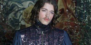 Δημιουργία του Palomo Spain. Φωτογραφία: Splash News