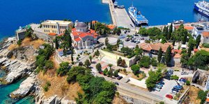 Χιλιάδες προσκυνητές κάθε χρόνο στην παναγία της Παλιάς Πόλης