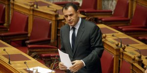 Υφυπουργός Εργασίας: Αν οι... ΟΑΕΔ της Χρυσής Αυγής είναι παράνομοι