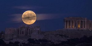 Η τελευταία πανσέληνος του 2018 στην Αθήνα(Φωτογραφία: Instagram @natgeo)