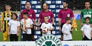 Παναθηναϊκός και ΑΕΚ με τη φανέλα της «Ομάδα Προσφοράς ΟΠΑΠ» για τα παιδιά