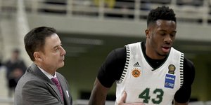 Χωρίς Αντετοκούνμπο-Λάνγκφορντ κόντρα στην Μπάγερν Μονάχου /Φωτογραφία: Εurokinissi