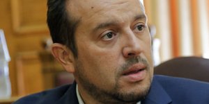 Ο Νίκος Παπάς στην Βουλή- φωτογραφία eurokinissi