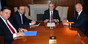 Στις 19.30 της Πέμπτης η σύσκεψη Παπαδήμου-πολιτικών αρχηγών
