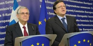 Να δοθεί έμφαση στην ανάπτυξη ζήτησε ο Παπαδήμος από τον Μπαρόζο