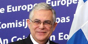 Παπαδήμος:«Επιστρέφω αισιόδοξος - Η Ευρώπη μας δίνει ψήφο εμπιστοσύνης»