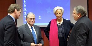Τι προβλέπει η συμφωνία για το νέο πακέτο διάσωσης και το κούρεμα